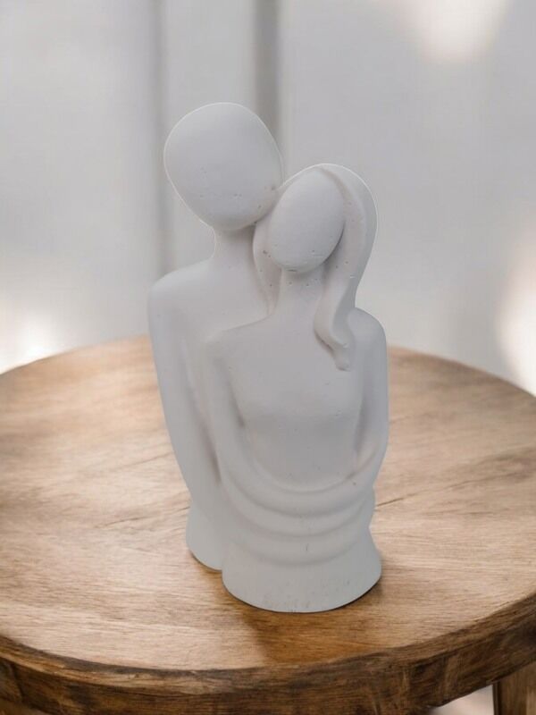 Sarılan Çift Beyaz Biblo