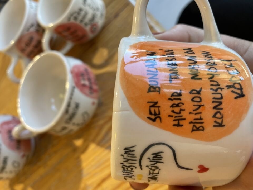 Hafif kusurlu prens dizisi bardak