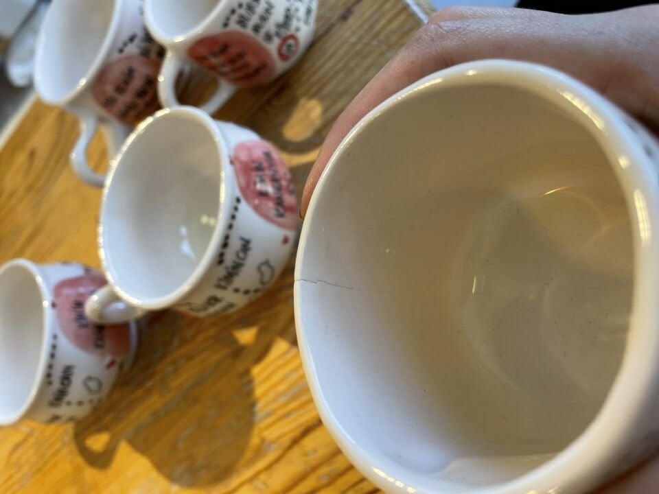 Hafif kusurlu prens dizisi bardak