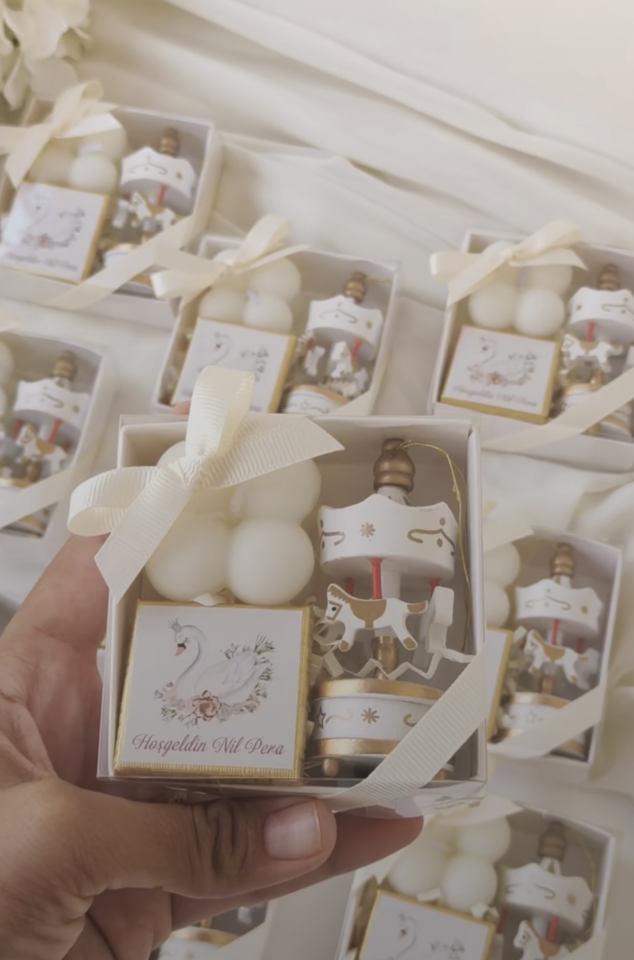 Mini Atlı Karıncalı Çikolata Set