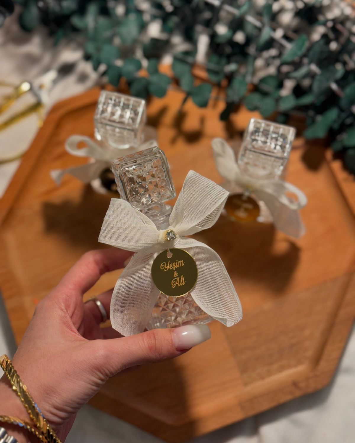 Kristal Şişeli Cam Şık Oda Kokusu Kolonya Şişesi