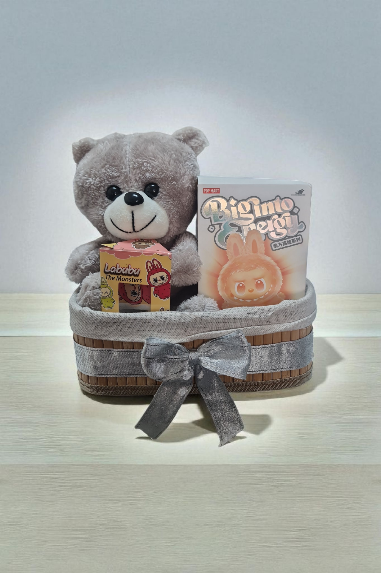 Sevimli Ayıcık & Labubu Sepeti – El Yapımı Hediye Aranjmanı